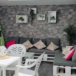 apartamento-yale-tias.in-canary-islands.com/